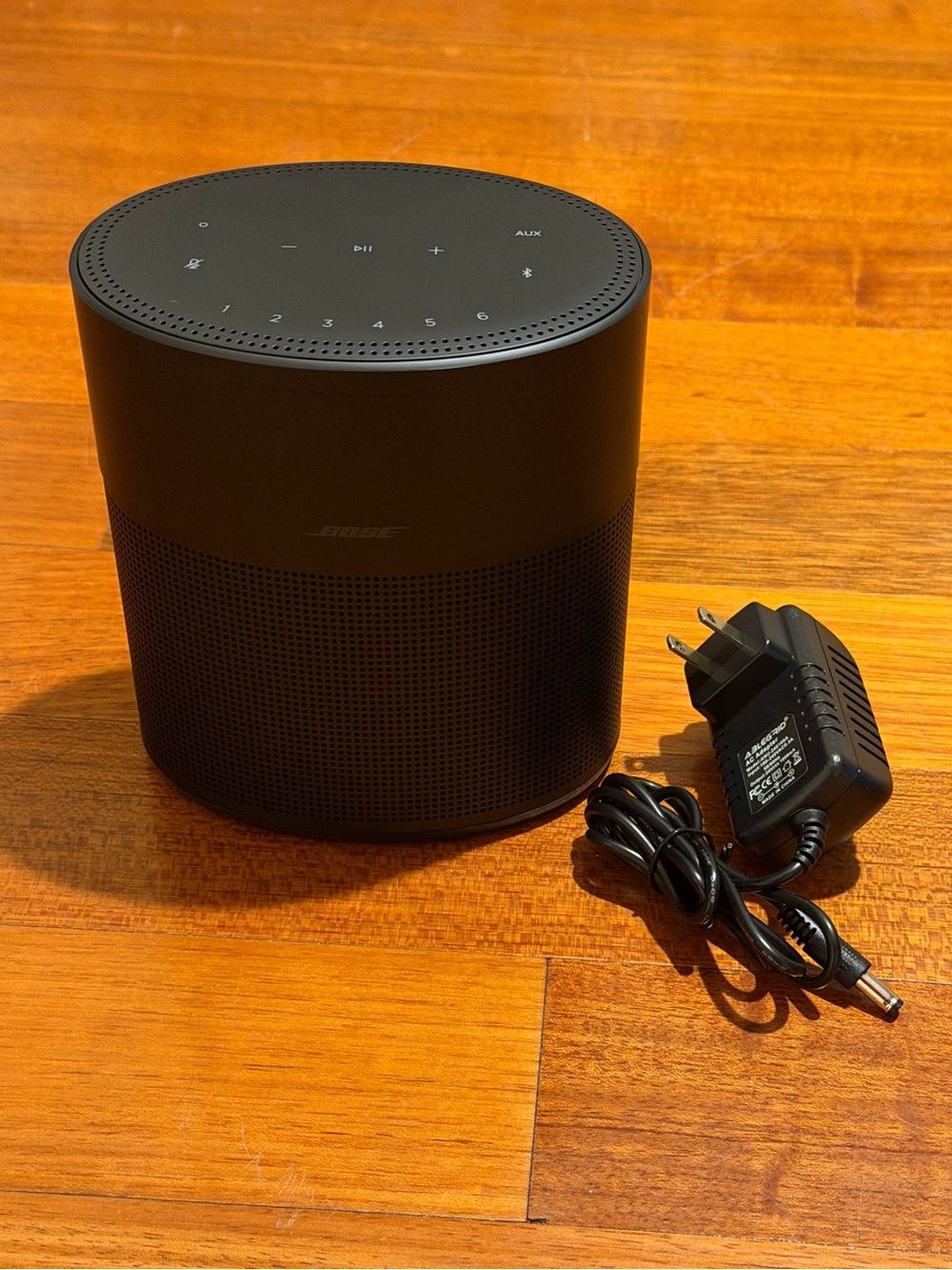 Bose Home Speaker 300 427374 Built-In Voice Control Bluetooth Speaker Black